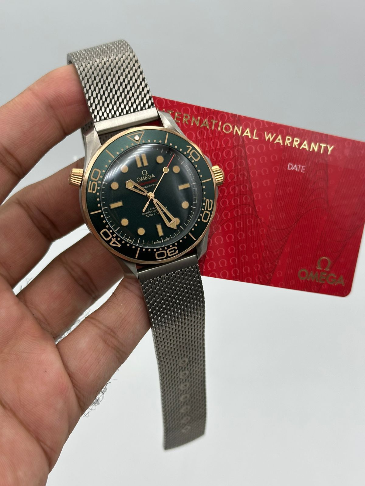 Omega Seamaster "James Bond Edition" WristVault