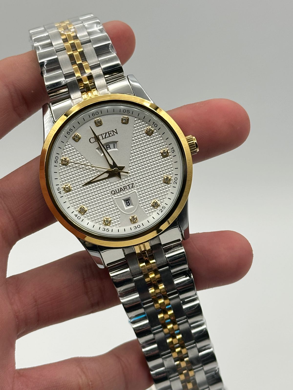 Citizen Day-Date WristVault