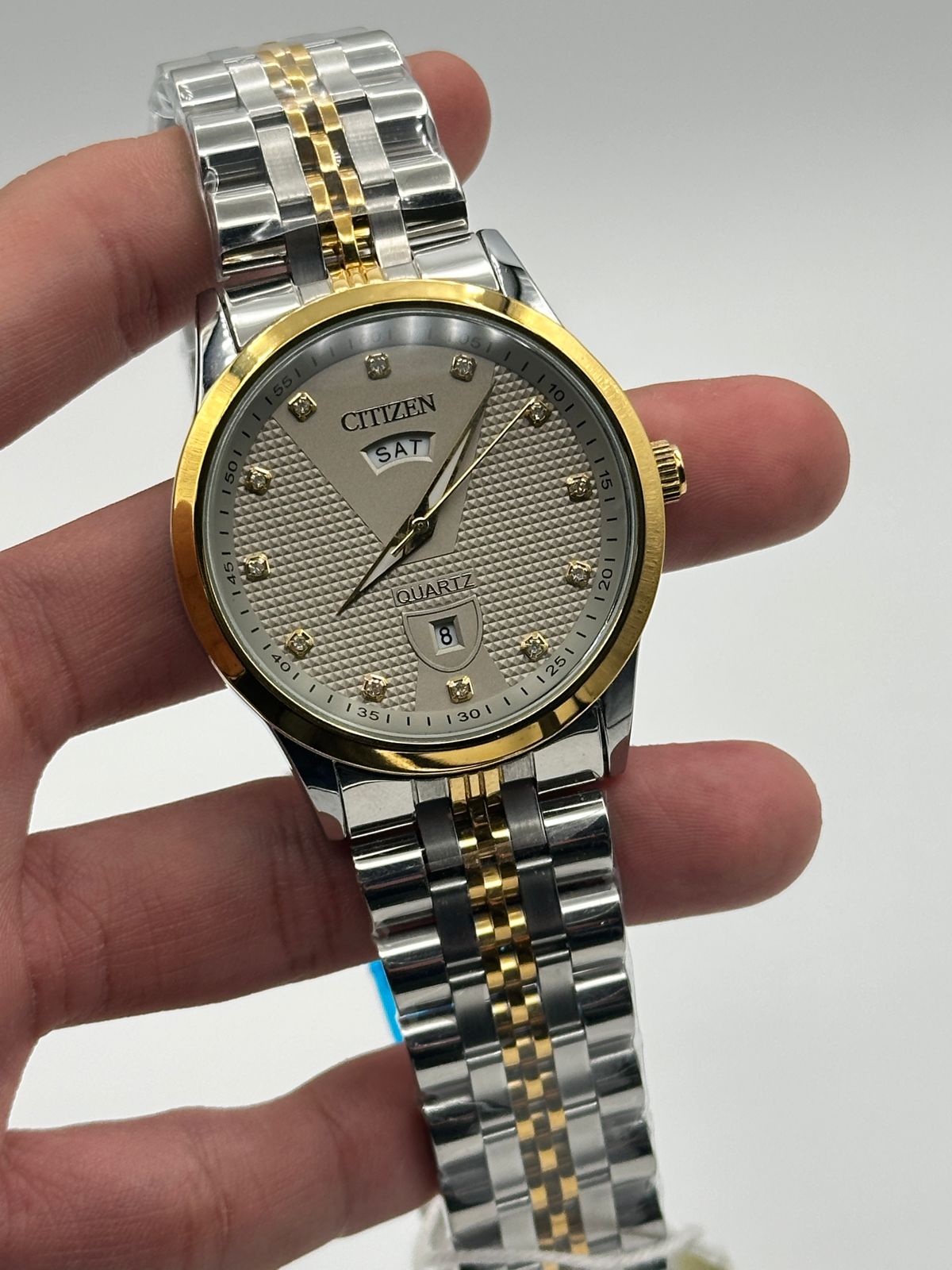 Citizen Day-Date WristVault